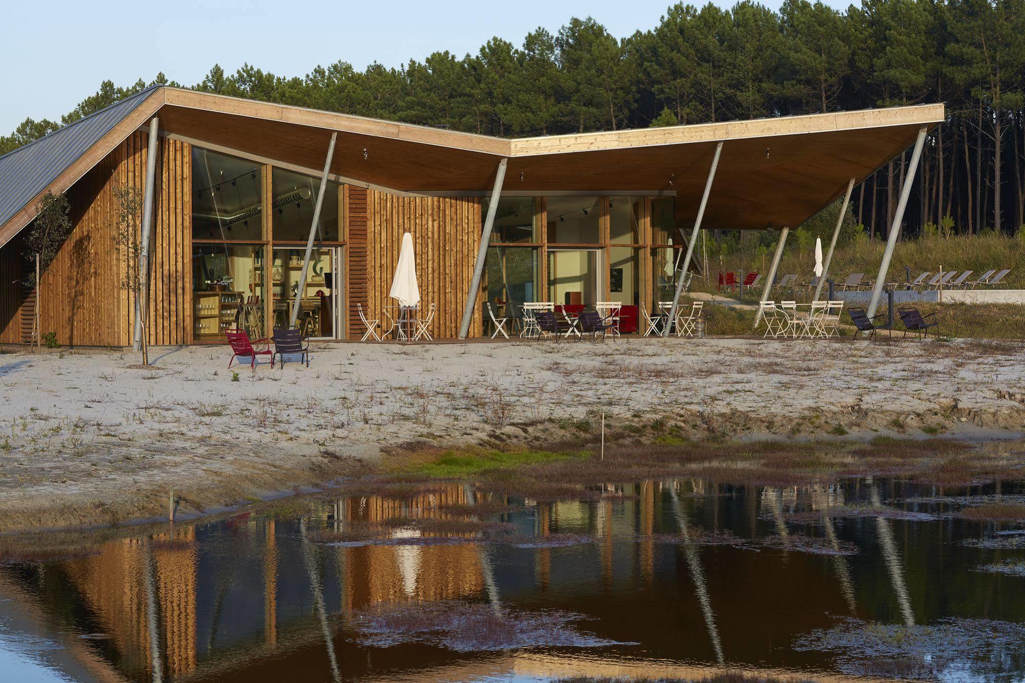 Les Echasses Golf & Surf Eco Lodge Saubion Exterior photo